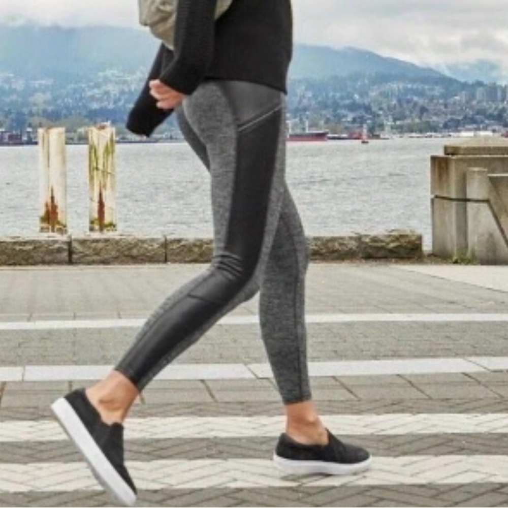 Athleta Herringbone Luxe Metro Drifter Leggings Black Faux Leather Panels Gray M